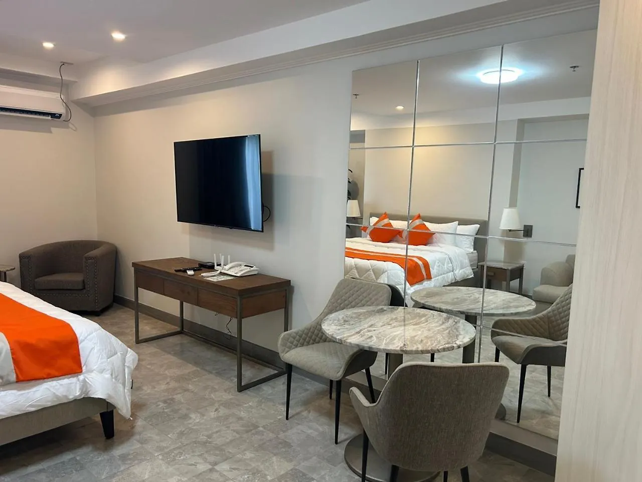 Aparthotel 1104 Lagrande2 11Floor Rooftop Swiming Angeles Walking Street Philippines
